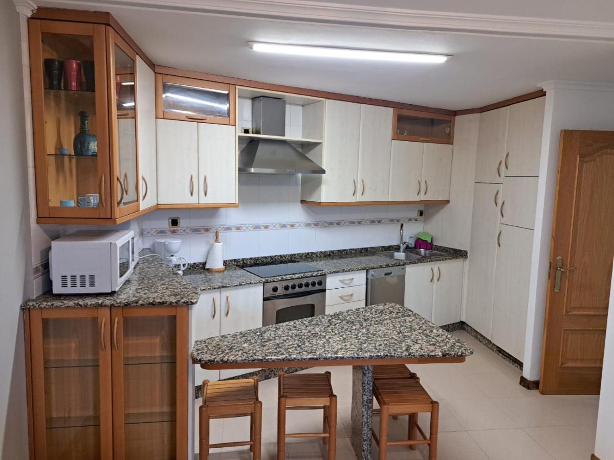 Piso Millenium Apartment Оуренсе Екстериор снимка